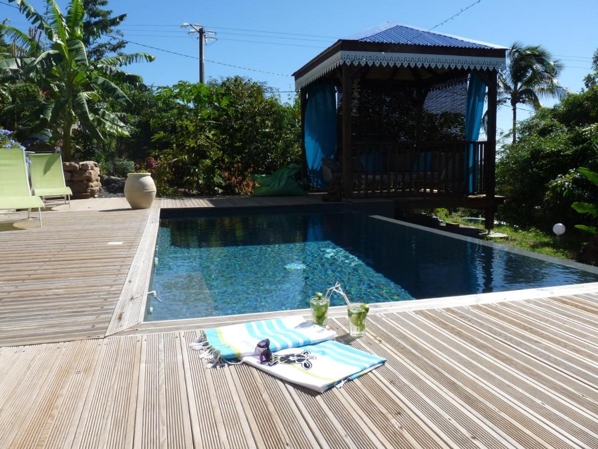 Bungalow La Tortue Bleue บูญองต์ ภายนอก รูปภาพ